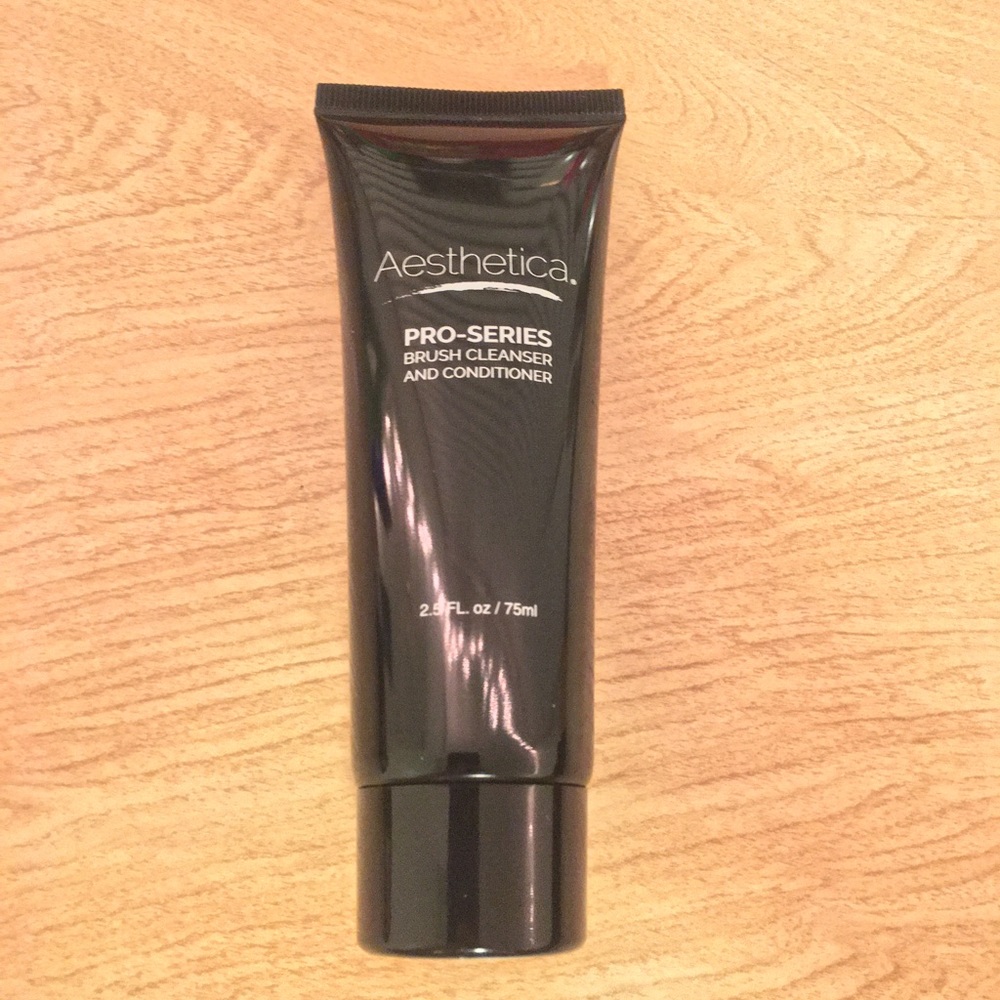 Aesthetica Pro Series Brush Cleanser